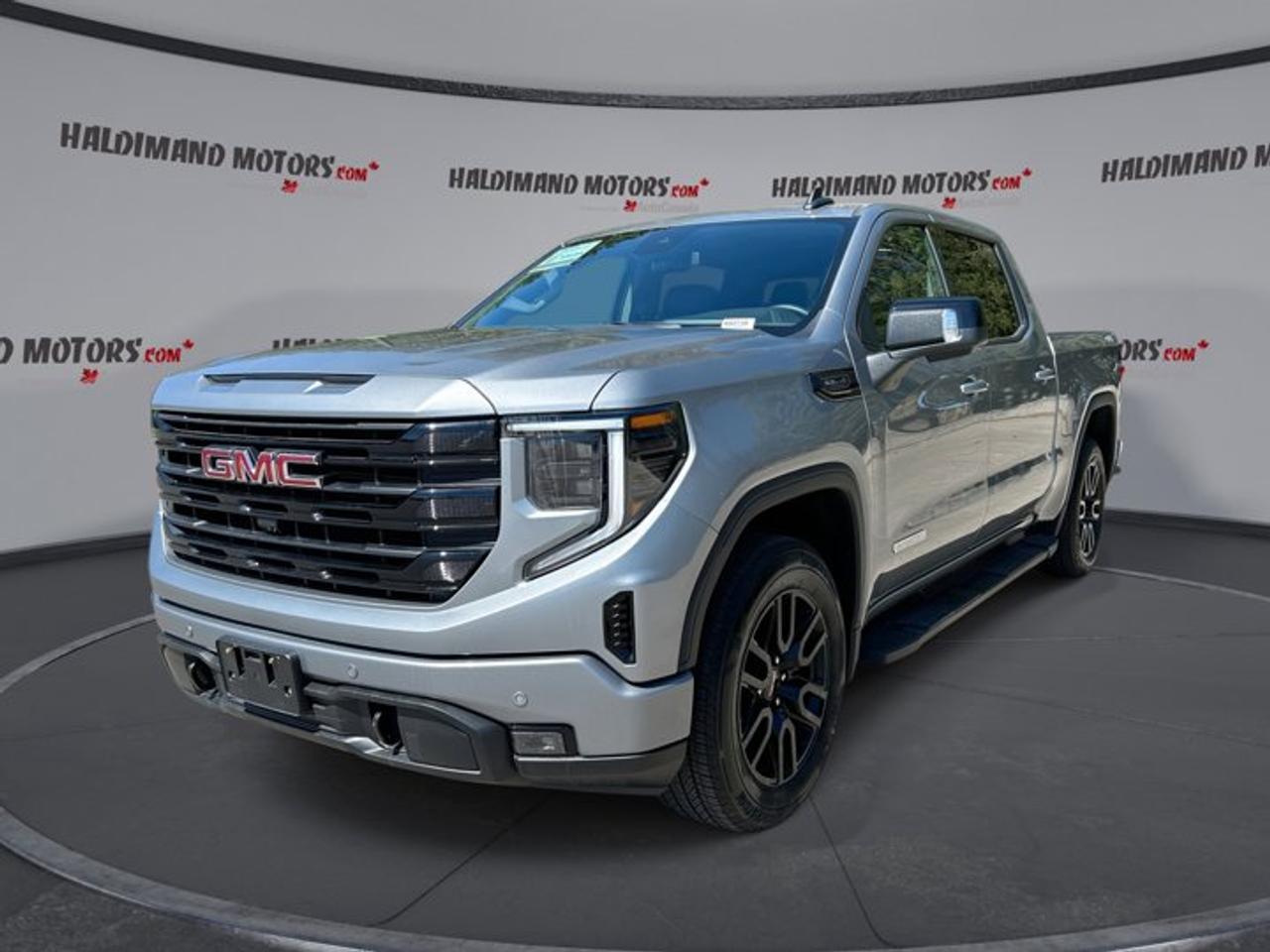 2025 GMC Sierra 1500 Elevation Crew Cab 6' Box 4WD | One Owner | Leather Seats Photo