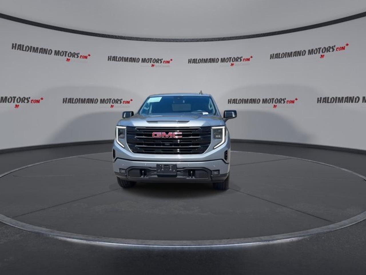 2025 GMC Sierra 1500 Elevation Crew Cab 6' Box 4WD | One Owner | Leather Seats Photo2