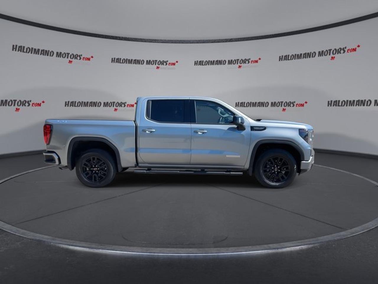 2025 GMC Sierra 1500 Elevation Crew Cab 6' Box 4WD | One Owner | Leather Seats Photo