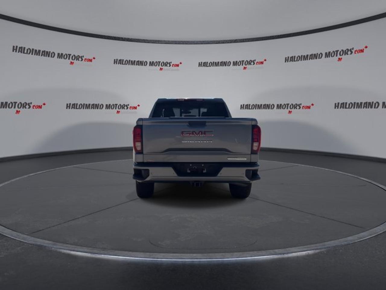 2025 GMC Sierra 1500 Elevation Crew Cab 6' Box 4WD | One Owner | Leather Seats Photo