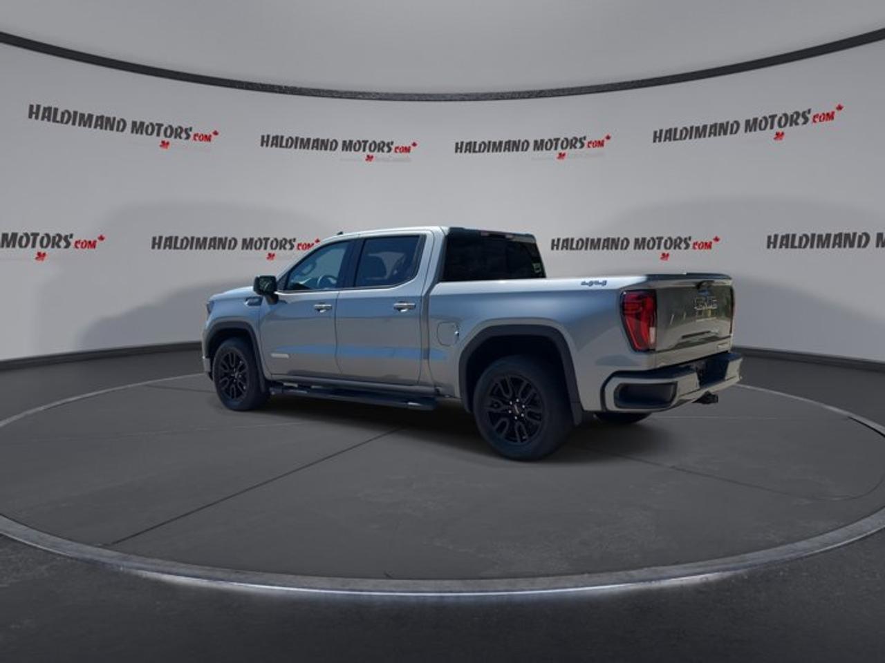 2025 GMC Sierra 1500 Elevation Crew Cab 6' Box 4WD | One Owner | Leather Seats Photo