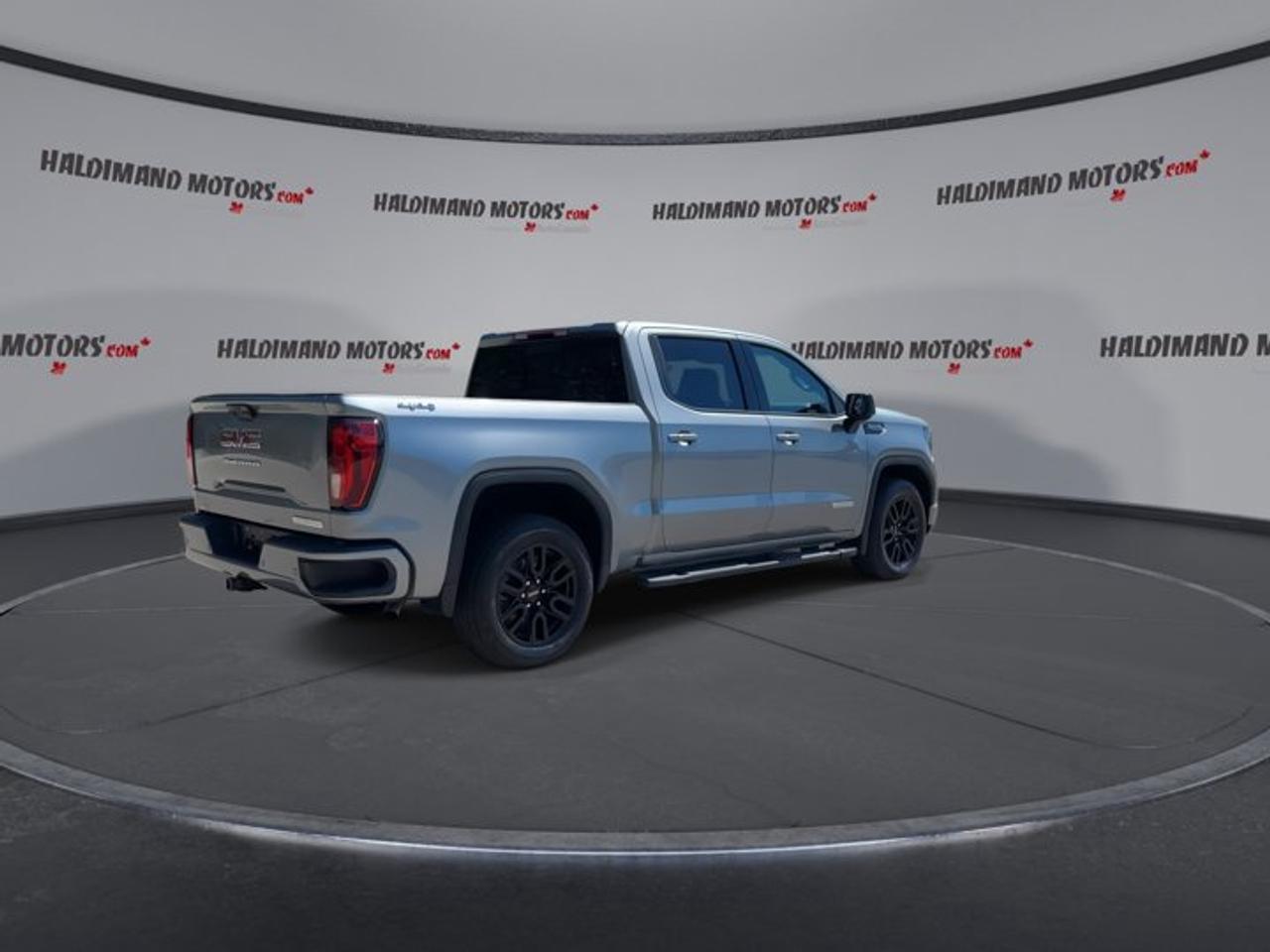 2025 GMC Sierra 1500 Elevation Crew Cab 6' Box 4WD | One Owner | Leather Seats Photo