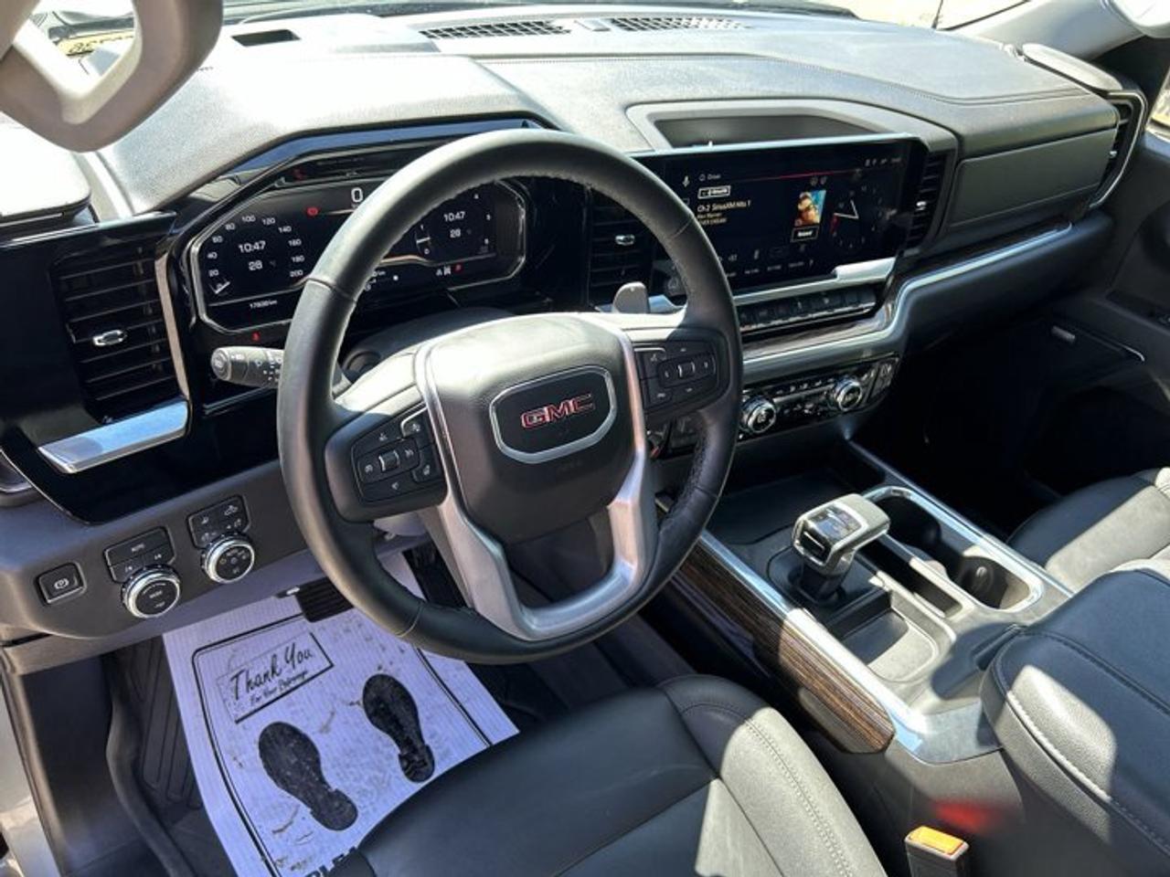 2025 GMC Sierra 1500 Elevation Crew Cab 6' Box 4WD | One Owner | Leather Seats Photo