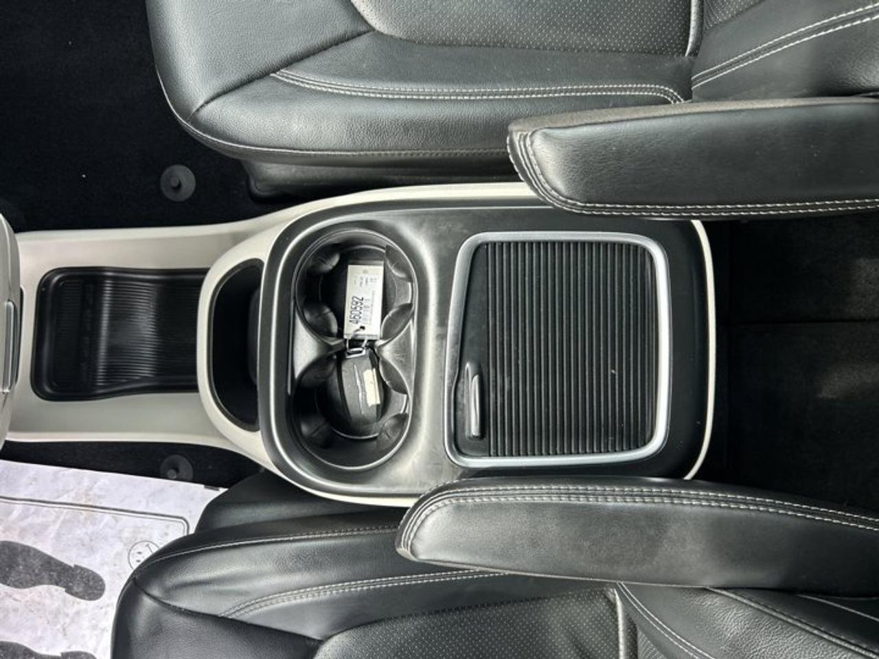 2022 Chrysler Pacifica Touring L AWD | No Accidents | Leather Seats | Heated Steering Photo