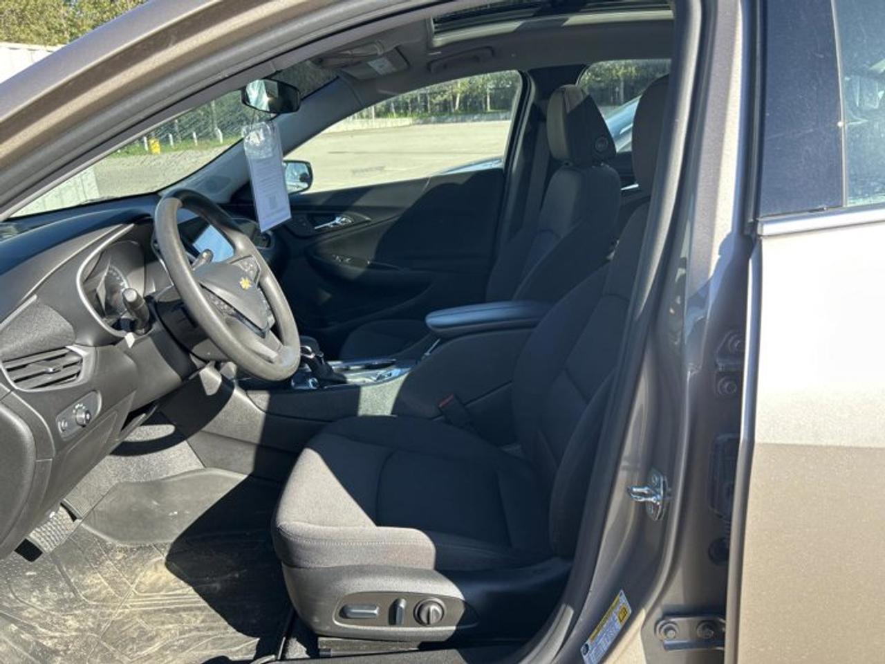 2024 Chevrolet Malibu LT 2WD | Panoramic Sunroof Photo