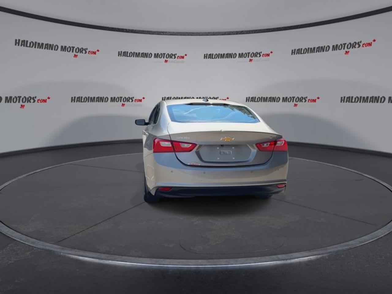 2024 Chevrolet Malibu LT 2WD | Panoramic Sunroof Photo