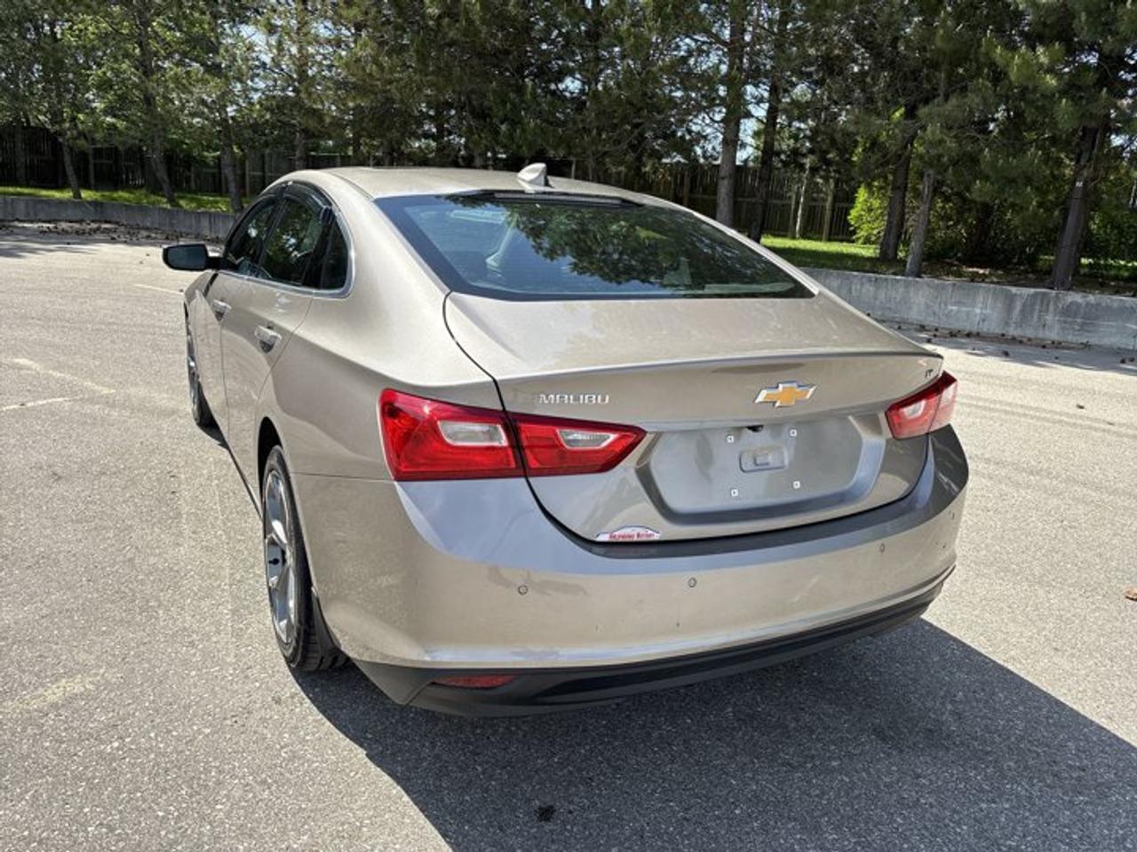 2024 Chevrolet Malibu LT 2WD | Panoramic Sunroof Photo