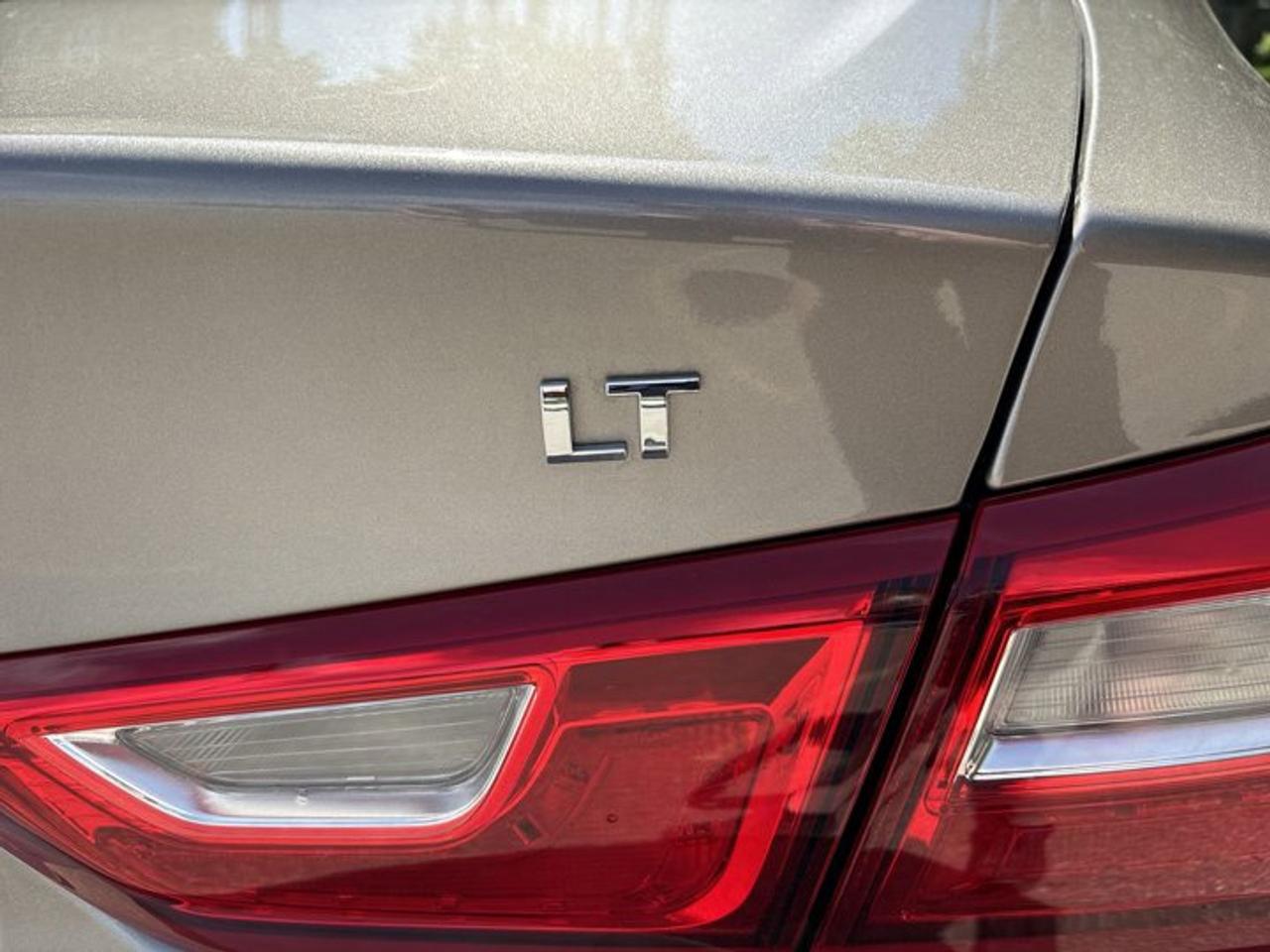 2024 Chevrolet Malibu LT 2WD | Panoramic Sunroof Photo