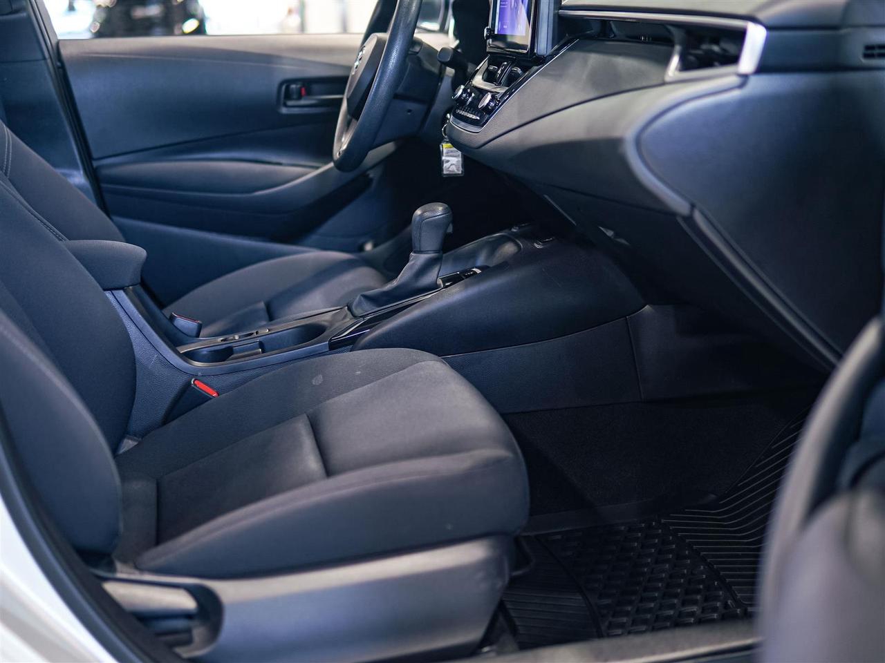 2024 Toyota Corolla LE | NO ACCIDENTS | BLIND SPOT | APP CONNECT Photo