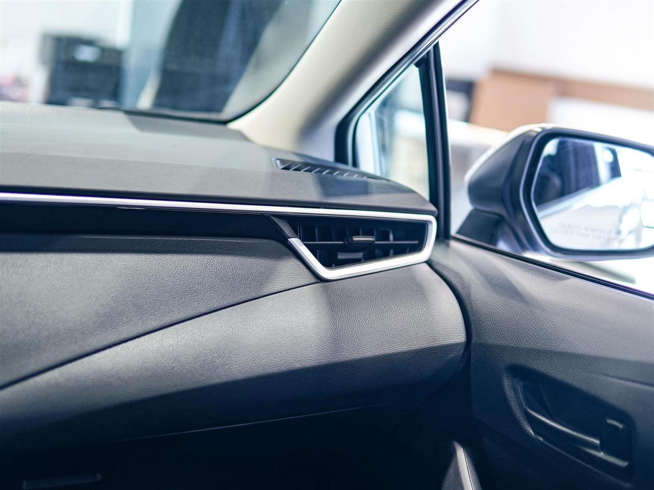 2024 Toyota Corolla LE | NO ACCIDENTS | BLIND SPOT | APP CONNECT Photo
