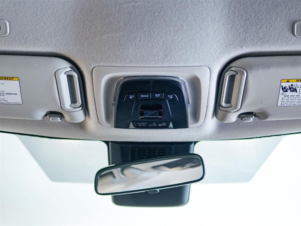 2025 Toyota Corolla LE | NO ACCIDENTS | BLIND SPOT | APP CONNECT Photo