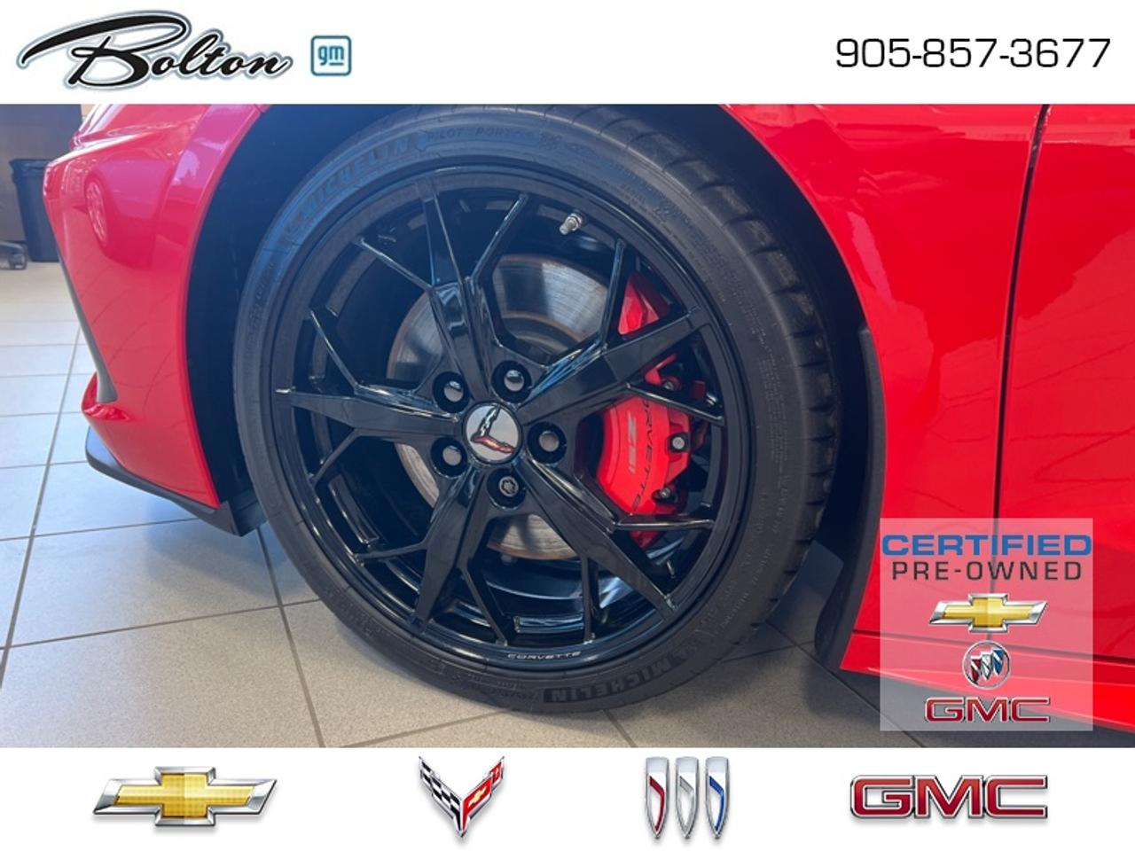 2020 Chevrolet Corvette Stingray LIKE NEW! Photo