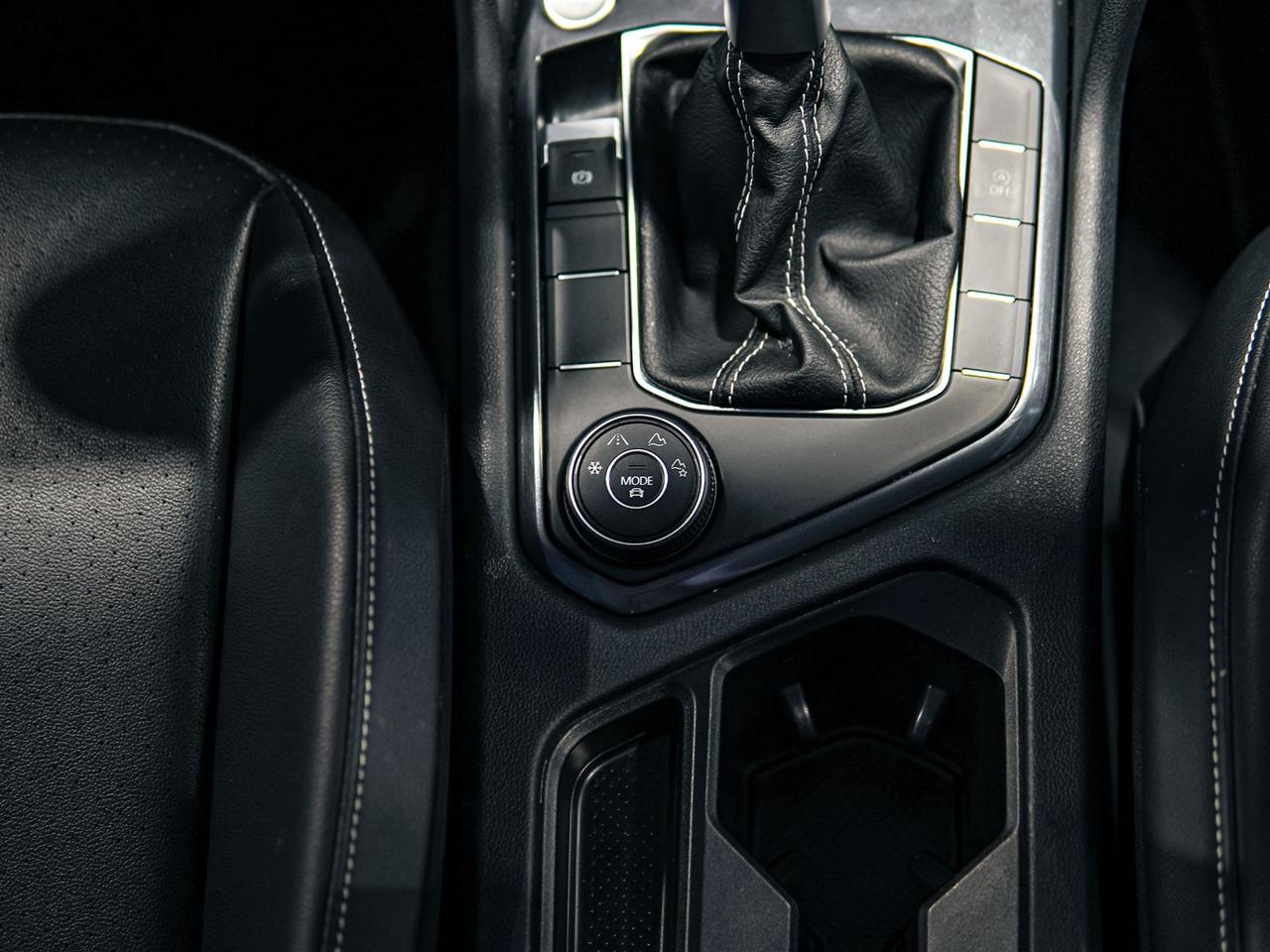 2024 Volkswagen Tiguan COMFORTLINE | AWD | NO ACCIDENTS | LEATHER Photo