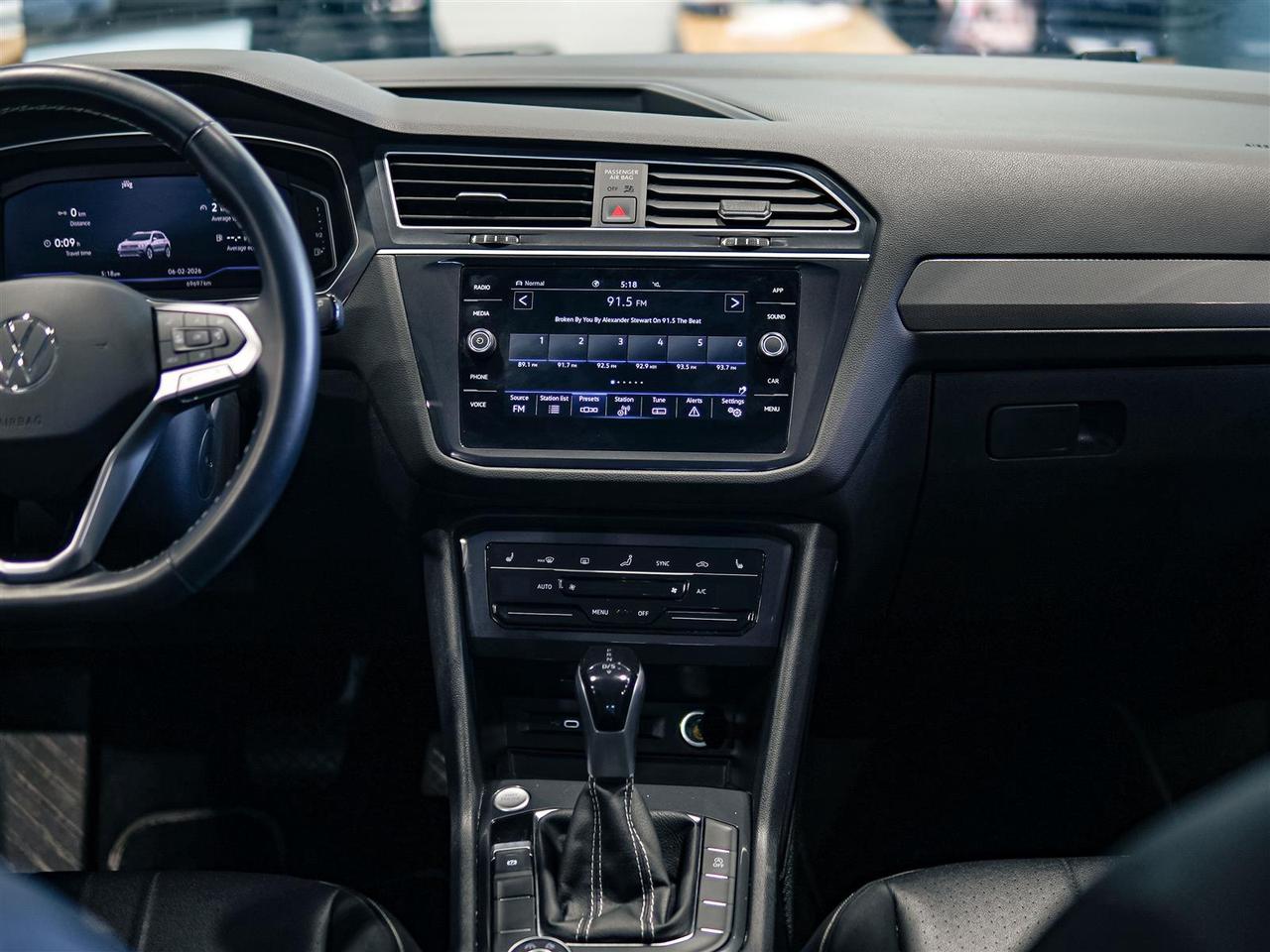 2024 Volkswagen Tiguan COMFORTLINE | AWD | NO ACCIDENTS | LEATHER Photo