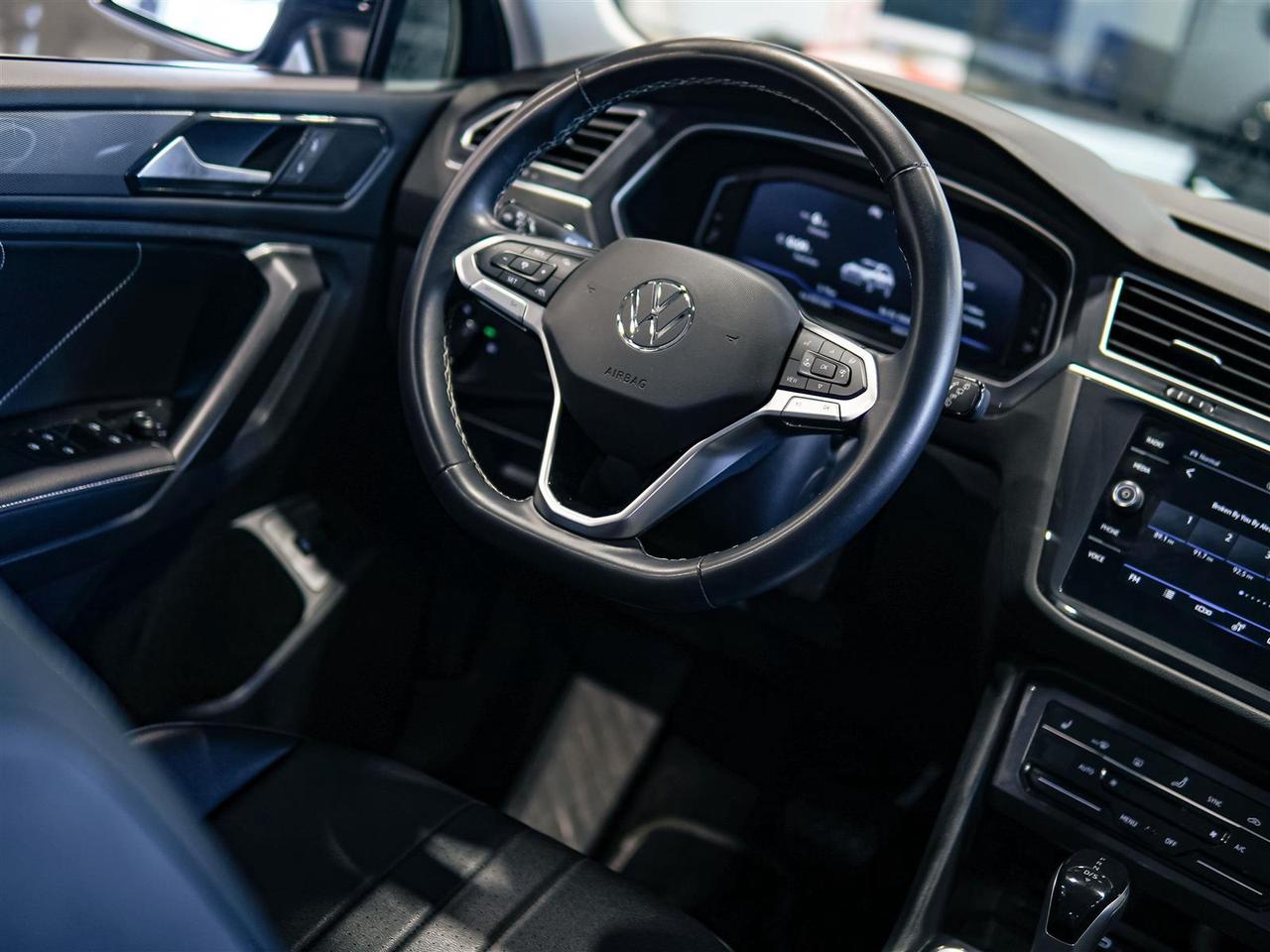 2024 Volkswagen Tiguan COMFORTLINE | AWD | NO ACCIDENTS | LEATHER Photo