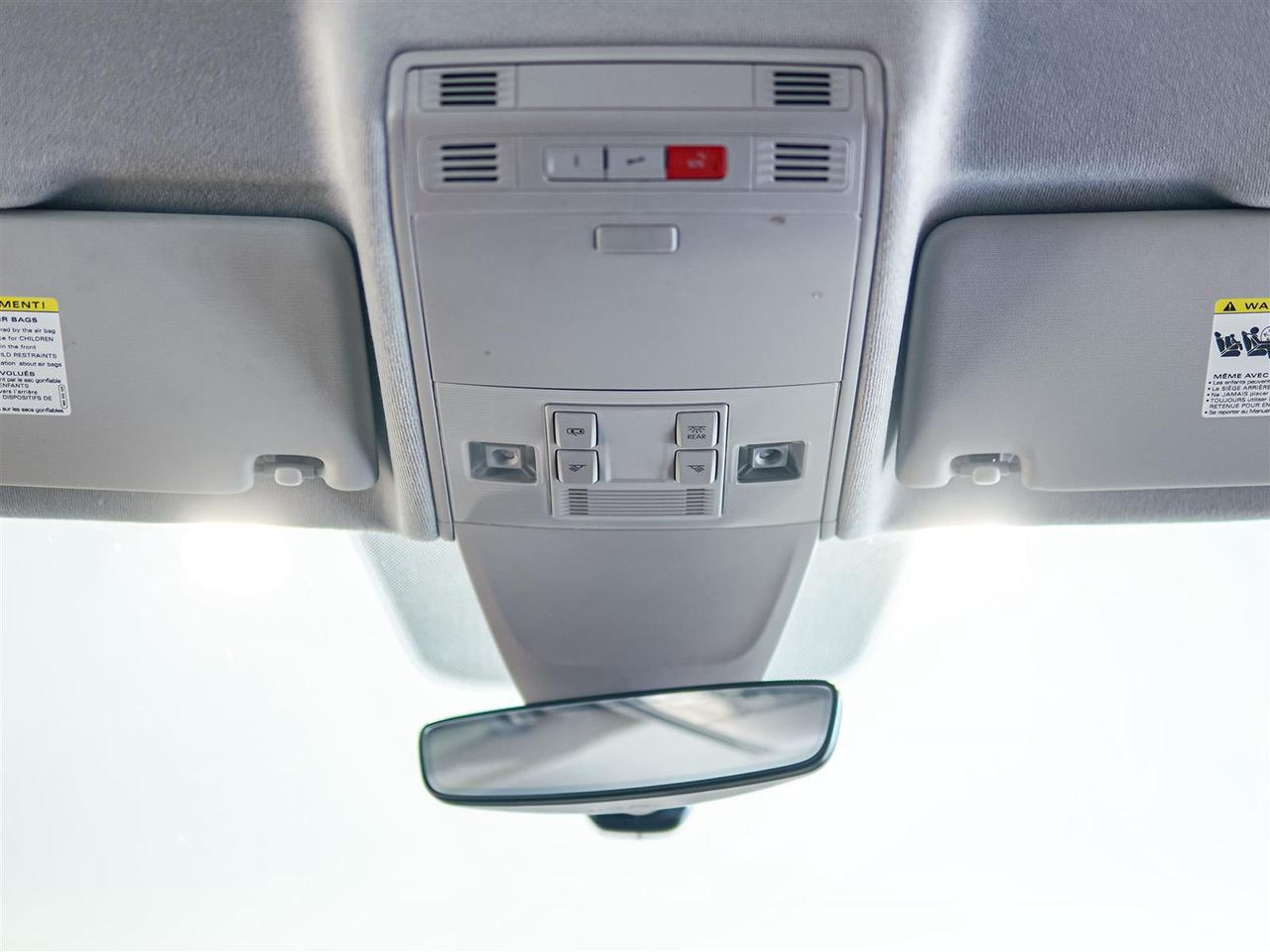 2024 Volkswagen Tiguan COMFORTLINE | AWD | NO ACCIDENTS | LEATHER Photo