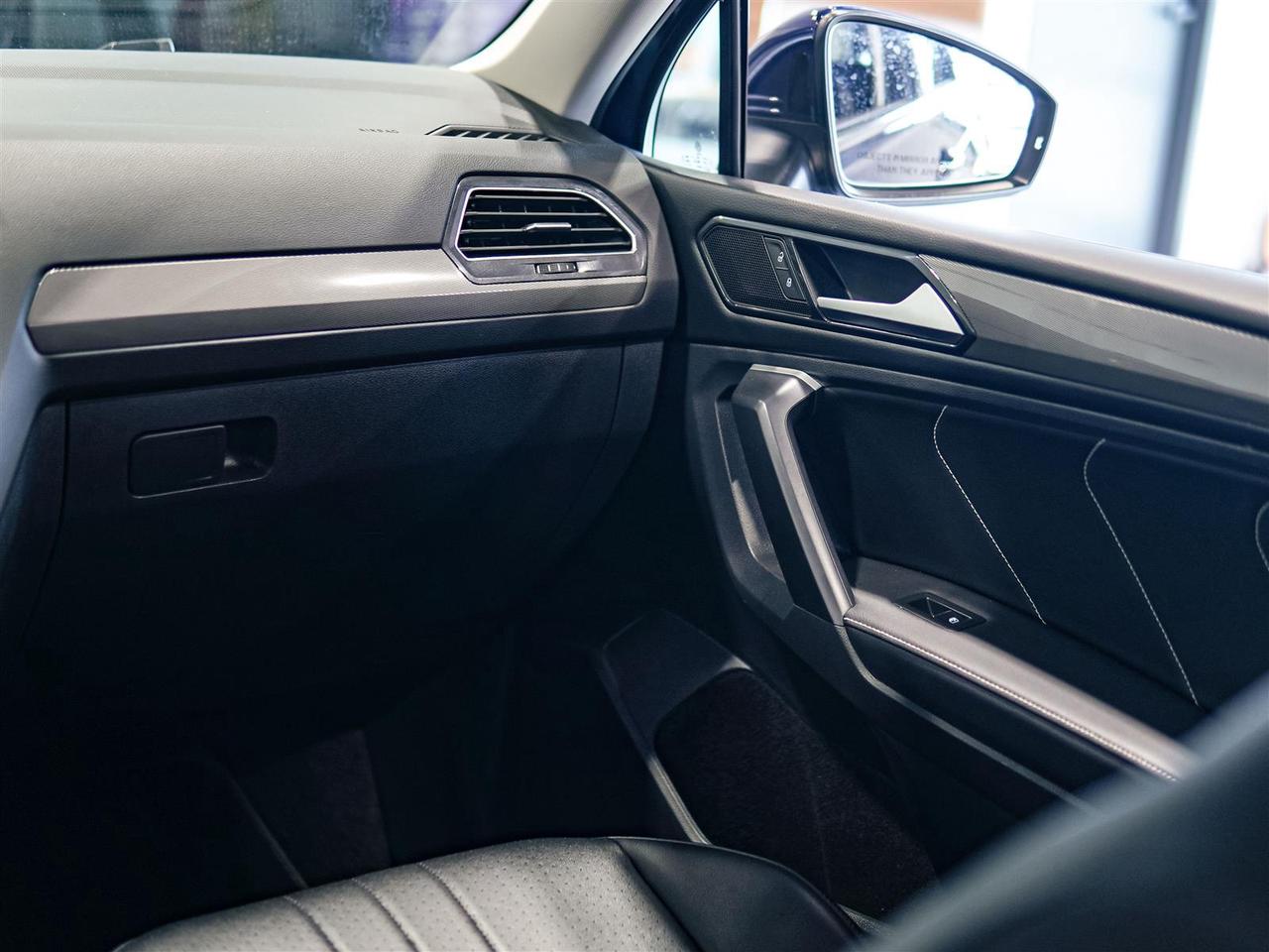 2024 Volkswagen Tiguan COMFORTLINE | AWD | NO ACCIDENTS | LEATHER Photo