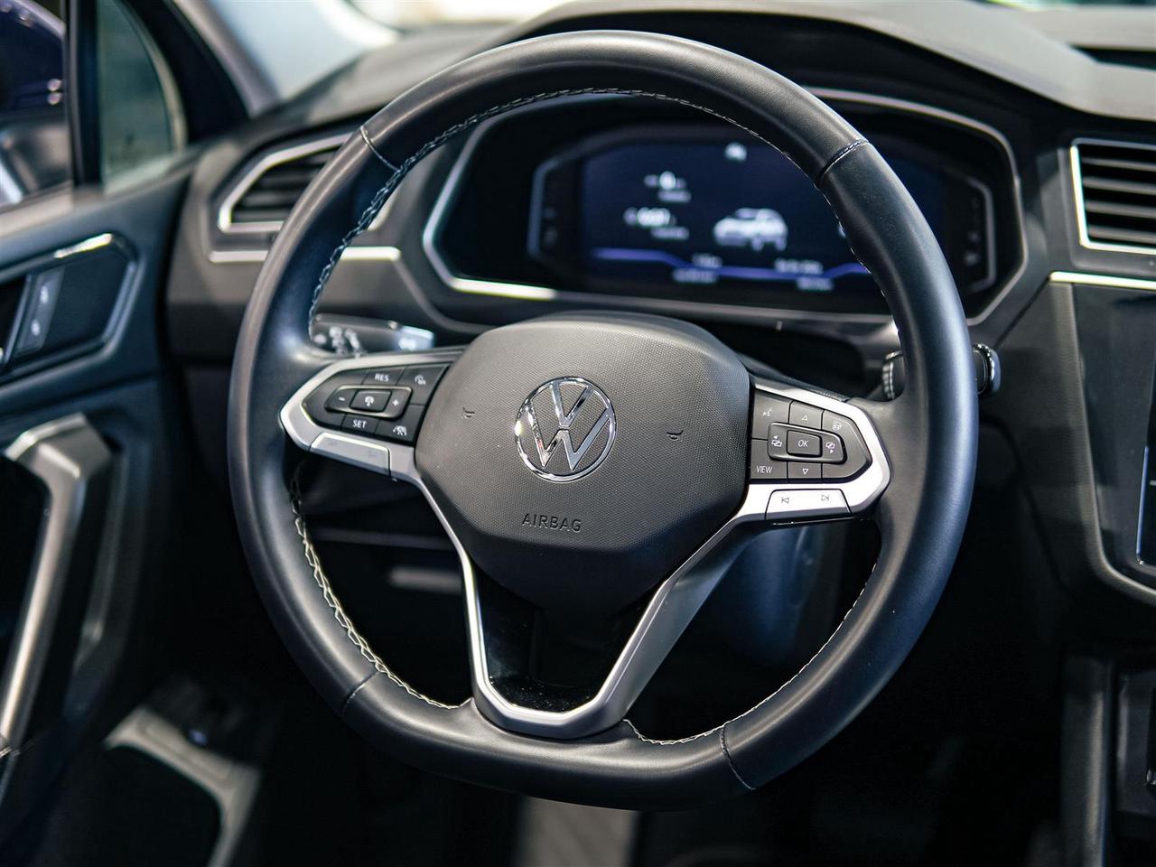 2024 Volkswagen Tiguan COMFORTLINE | AWD | NO ACCIDENTS | LEATHER Photo