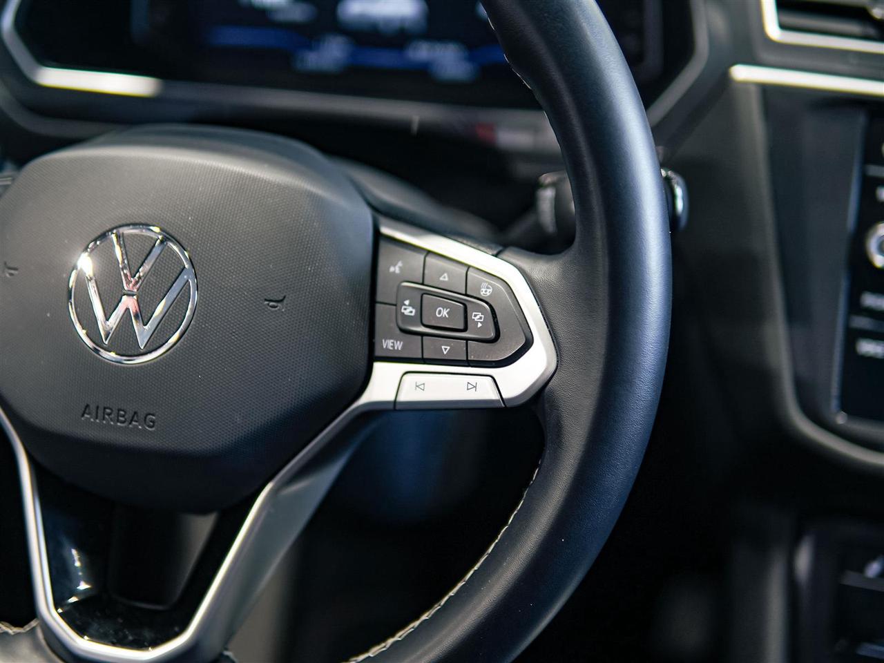 2024 Volkswagen Tiguan COMFORTLINE | AWD | NO ACCIDENTS | LEATHER Photo