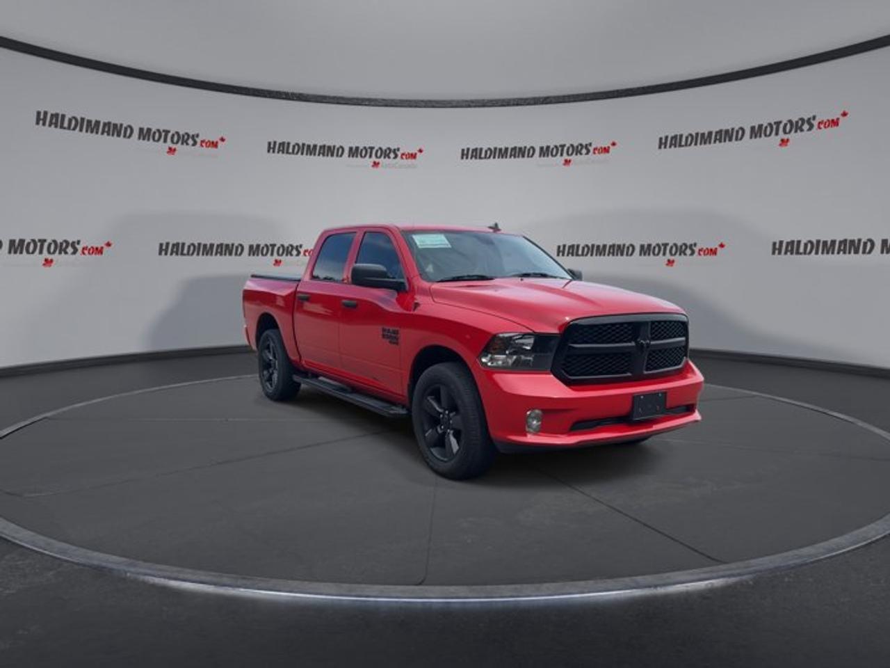 2023 RAM 1500 Classic Express Crew Cab 5'7 Box 4x4 | No accidents Photo