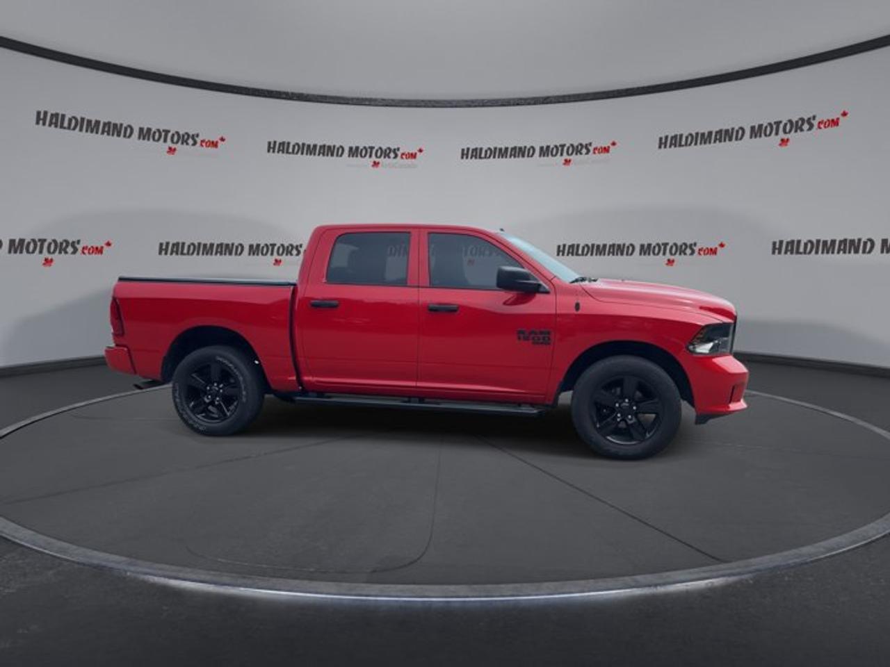 2023 RAM 1500 Classic Express Crew Cab 5'7 Box 4x4 | No accidents Photo