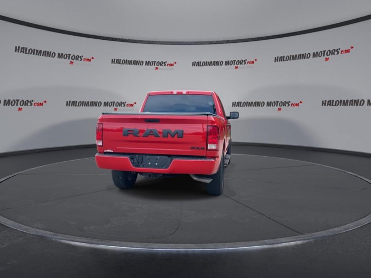 2023 RAM 1500 Classic Express Crew Cab 5'7 Box 4x4 | No accidents Photo