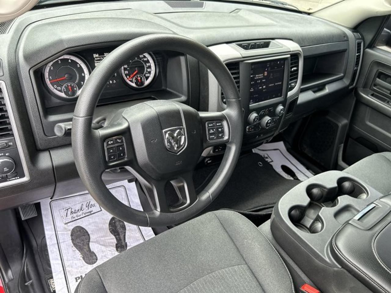 2023 RAM 1500 Classic Express Crew Cab 5'7 Box 4x4 | No accidents Photo