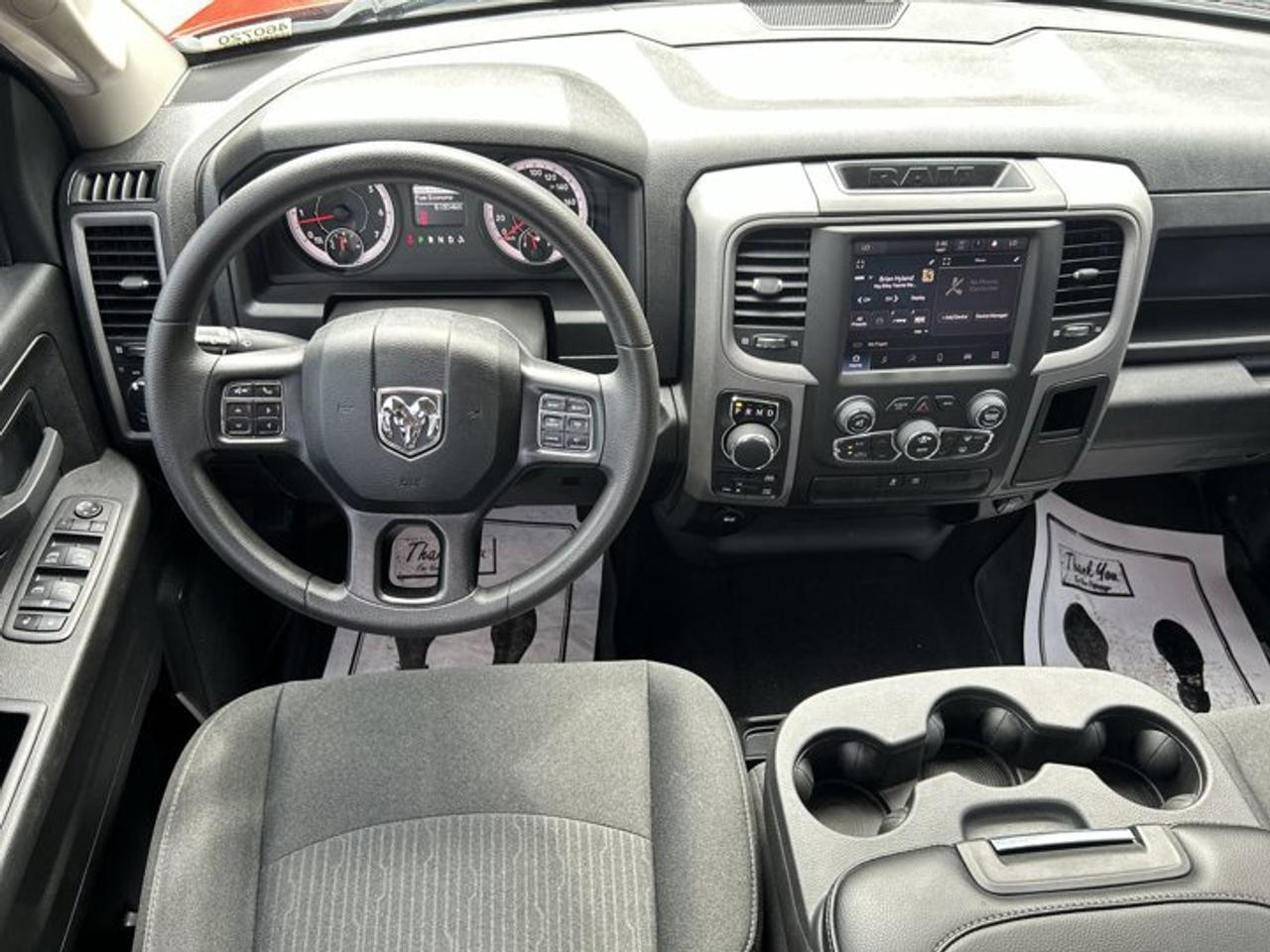 2023 RAM 1500 Classic Express Crew Cab 5'7 Box 4x4 | No accidents Photo
