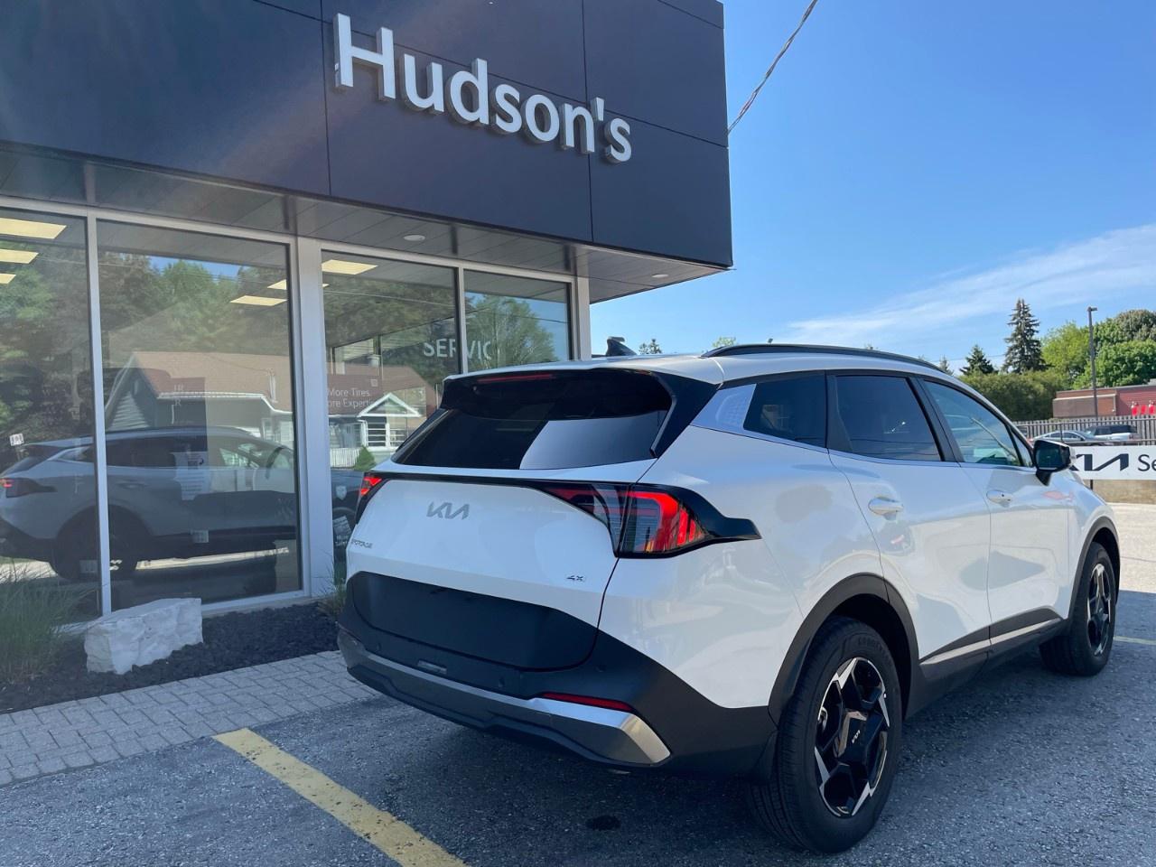2026 Kia Sportage EX AWD Photo