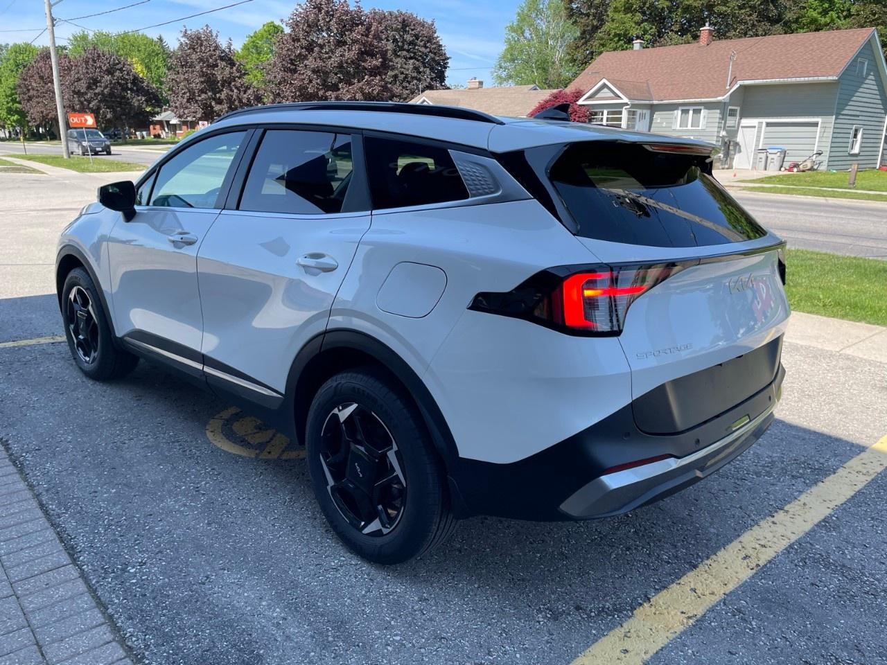2026 Kia Sportage EX AWD Photo