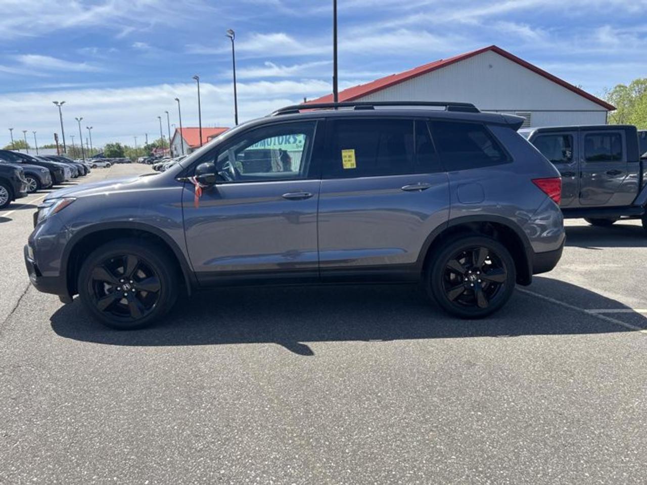 2019 Honda Passport Touring AWD | No Accidents | Sunroof | Vent. Front Seats Photo