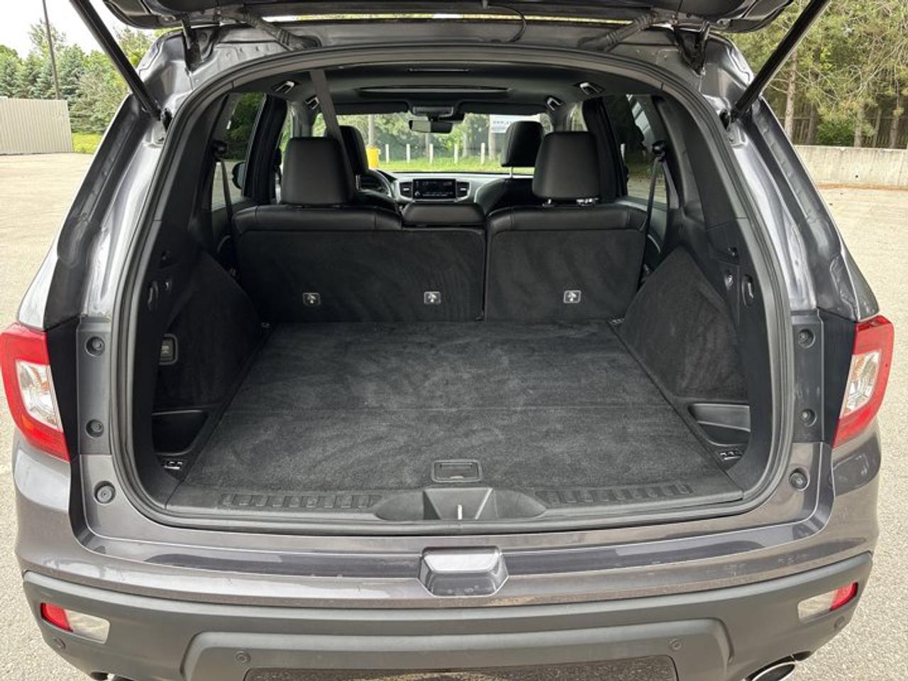 2019 Honda Passport Touring AWD | No Accidents | Sunroof | Vent. Front Seats Photo