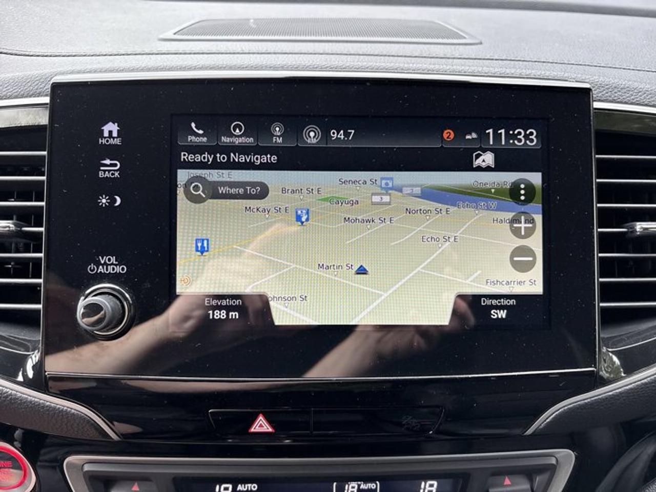 2019 Honda Passport Touring AWD | No Accidents | Sunroof | Vent. Front Seats Photo