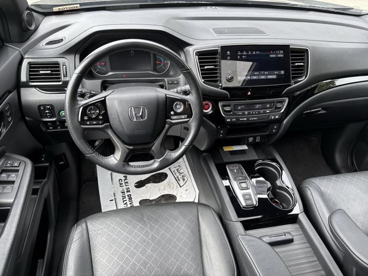 2019 Honda Passport Touring AWD | No Accidents | Sunroof | Vent. Front Seats Photo