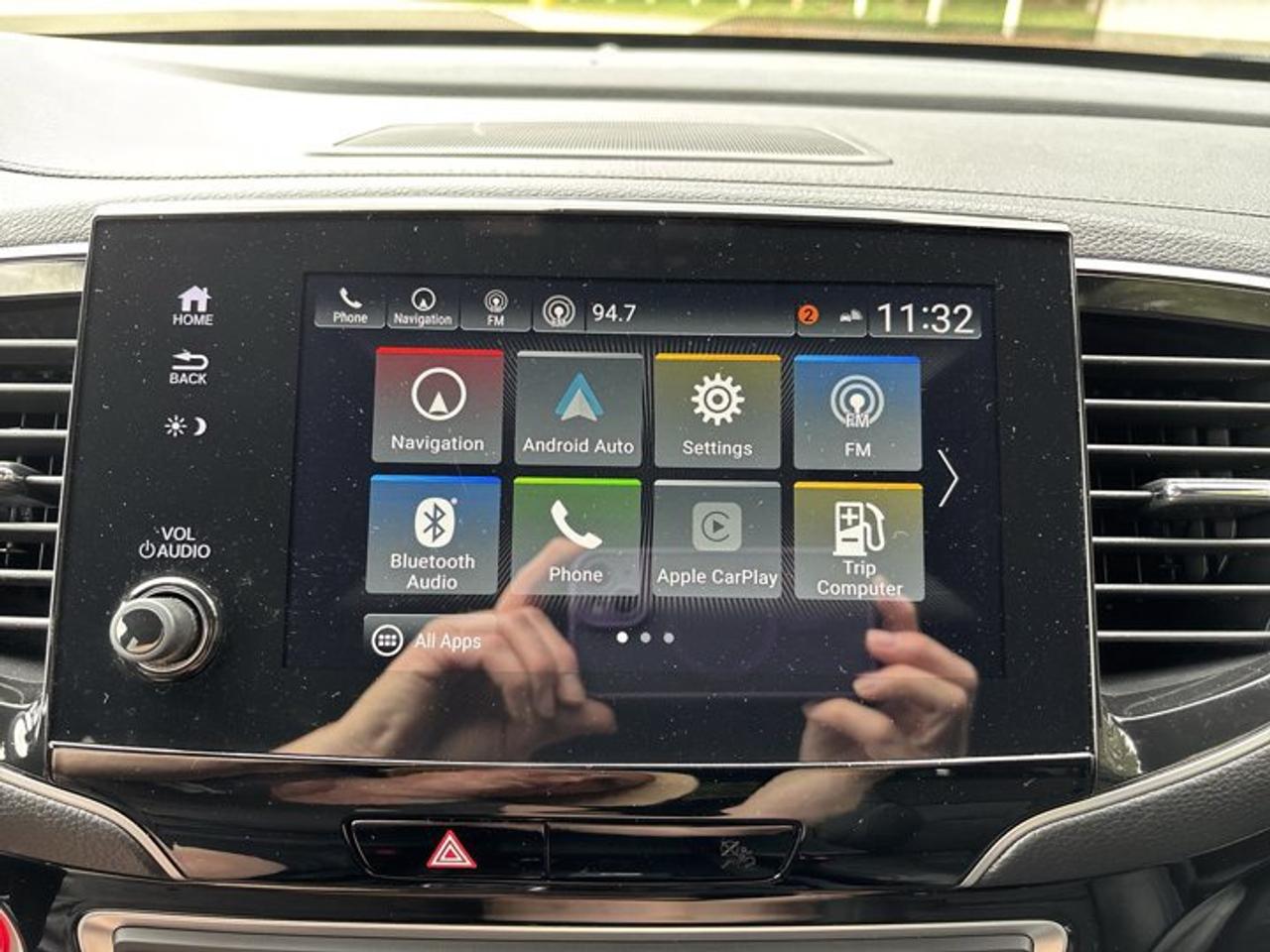 2019 Honda Passport Touring AWD | No Accidents | Sunroof | Vent. Front Seats Photo