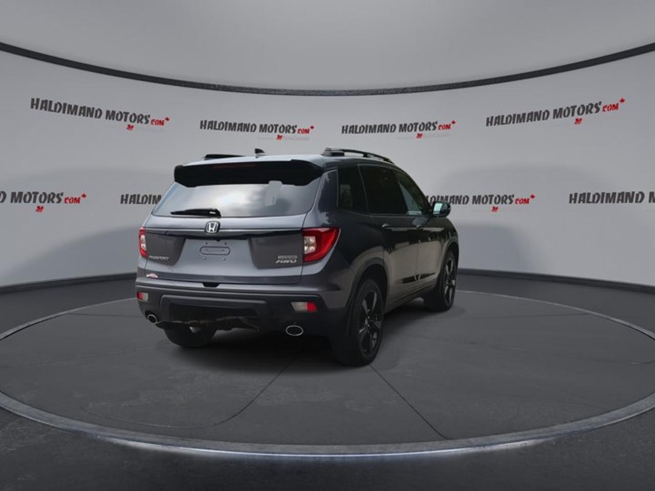 2019 Honda Passport Touring AWD | No Accidents | Ventilated Seats | Sunroof | Leather Seats Photo