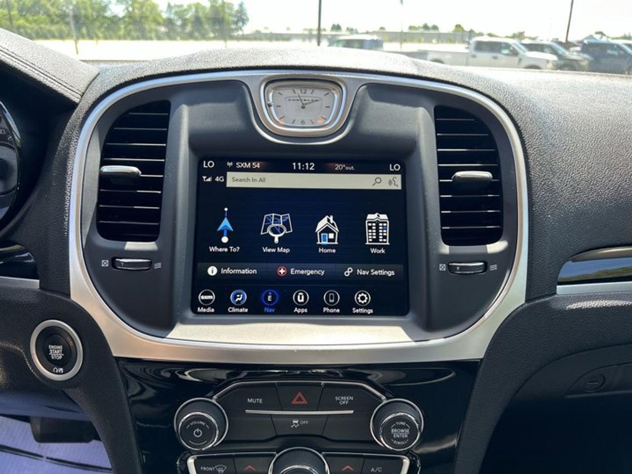 2023 Chrysler 300 Touring AWD | No Accidents Photo