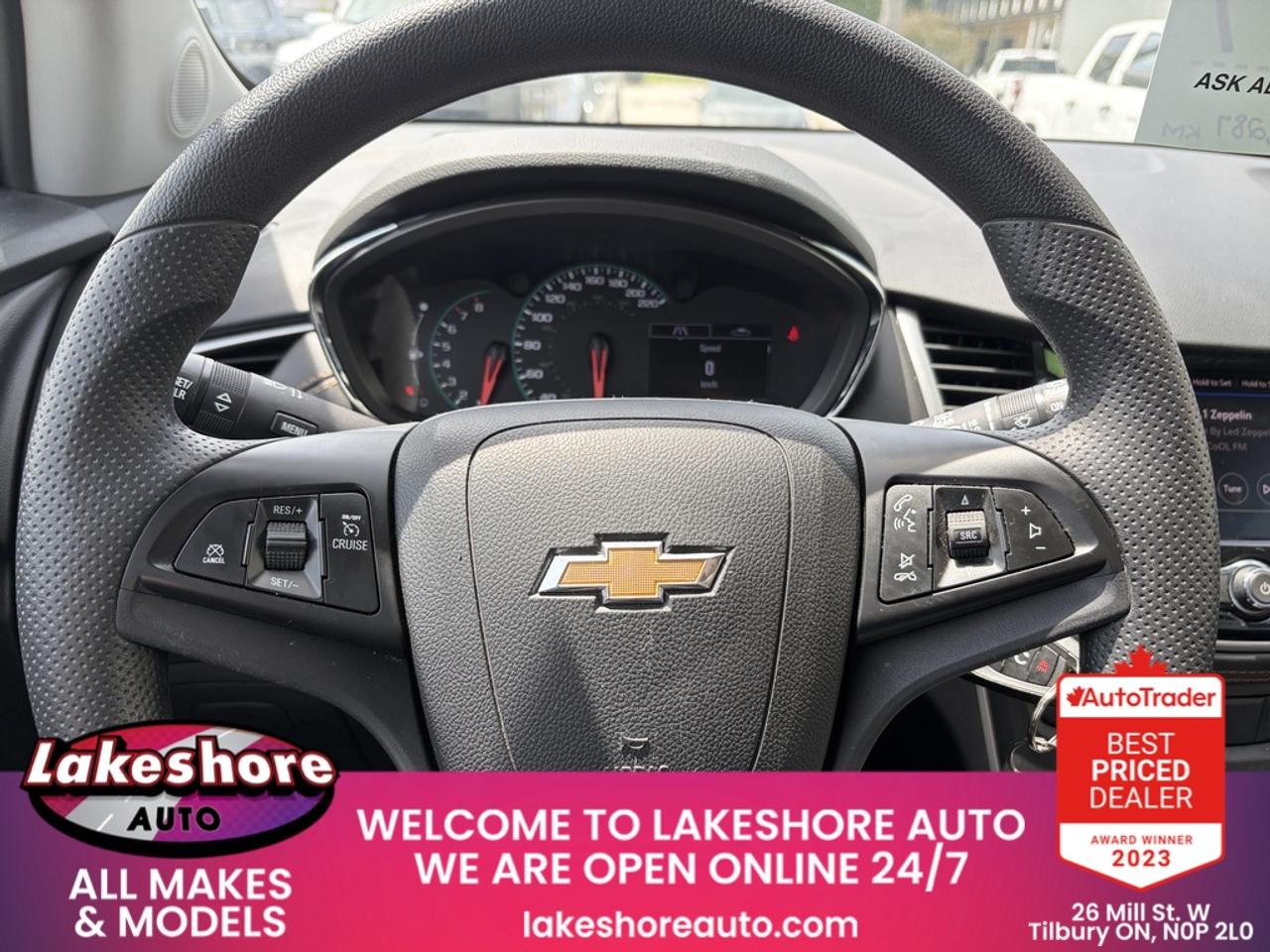 2022 Chevrolet Trax AWD 4dr LT Photo