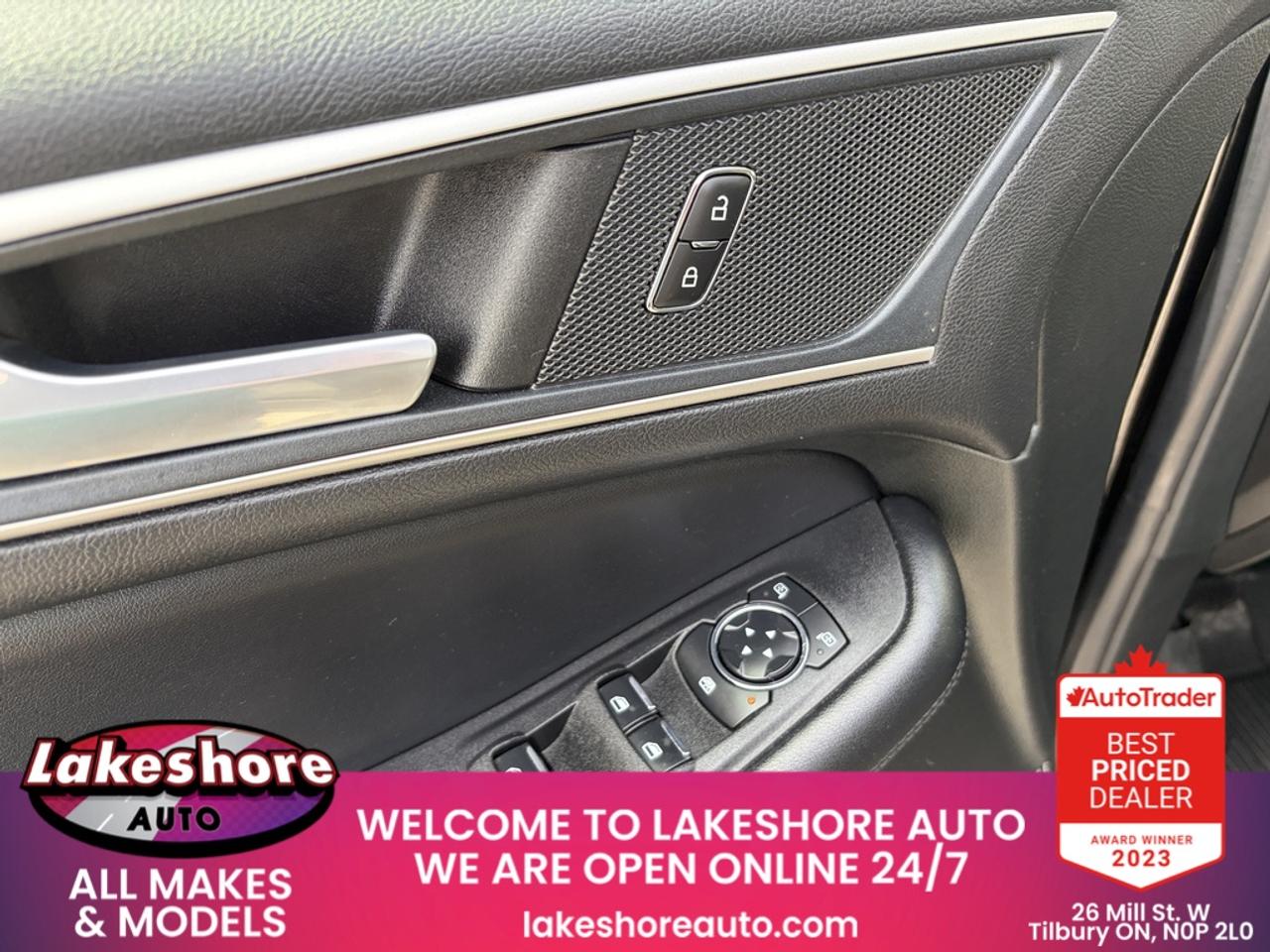 2023 Ford Edge SEL AWD Photo