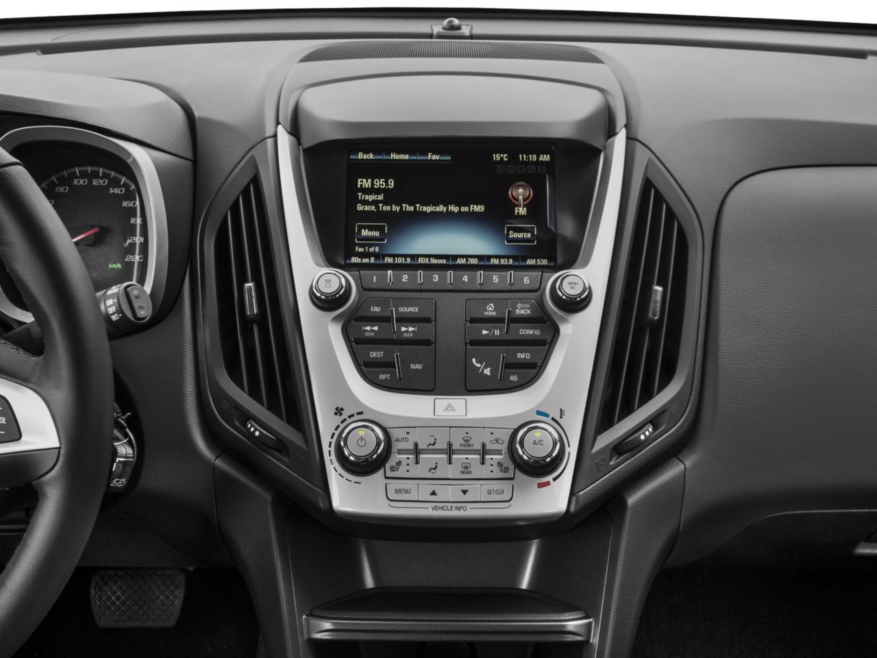 2017 Chevrolet Equinox LT Photo