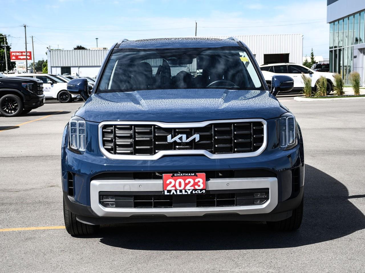 2023 Kia Telluride SX Limited w/Black Interior 2023 Kia Telluride - SX Limited | 7-Passenger Seating | Stock #LK00873T Photo