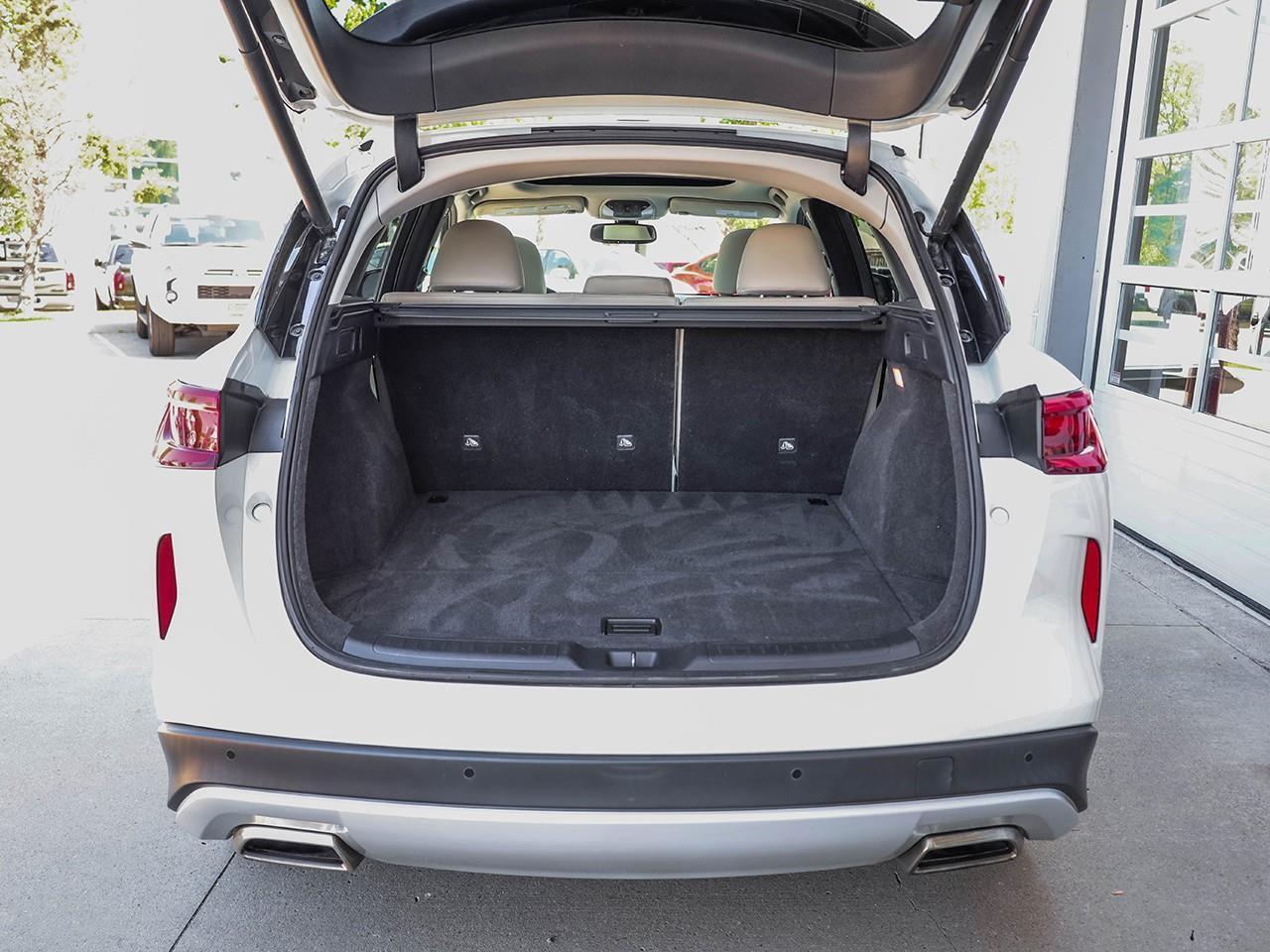 2021 Infiniti QX50 ESSENTIAL Photo