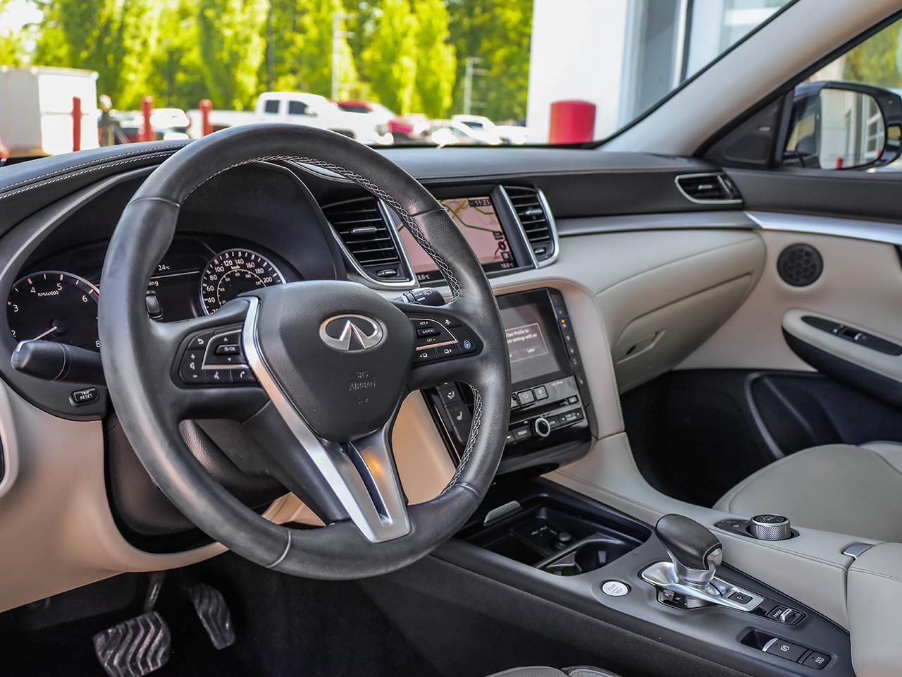 2021 Infiniti QX50 ESSENTIAL Photo
