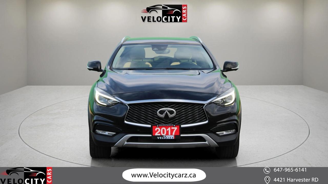 2017 Infiniti QX30 Premium Photo