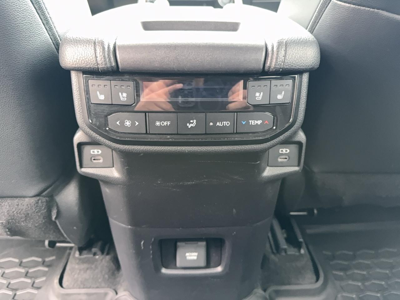 2024 Toyota Grand Highlander Platinum Hybr MAX Photo