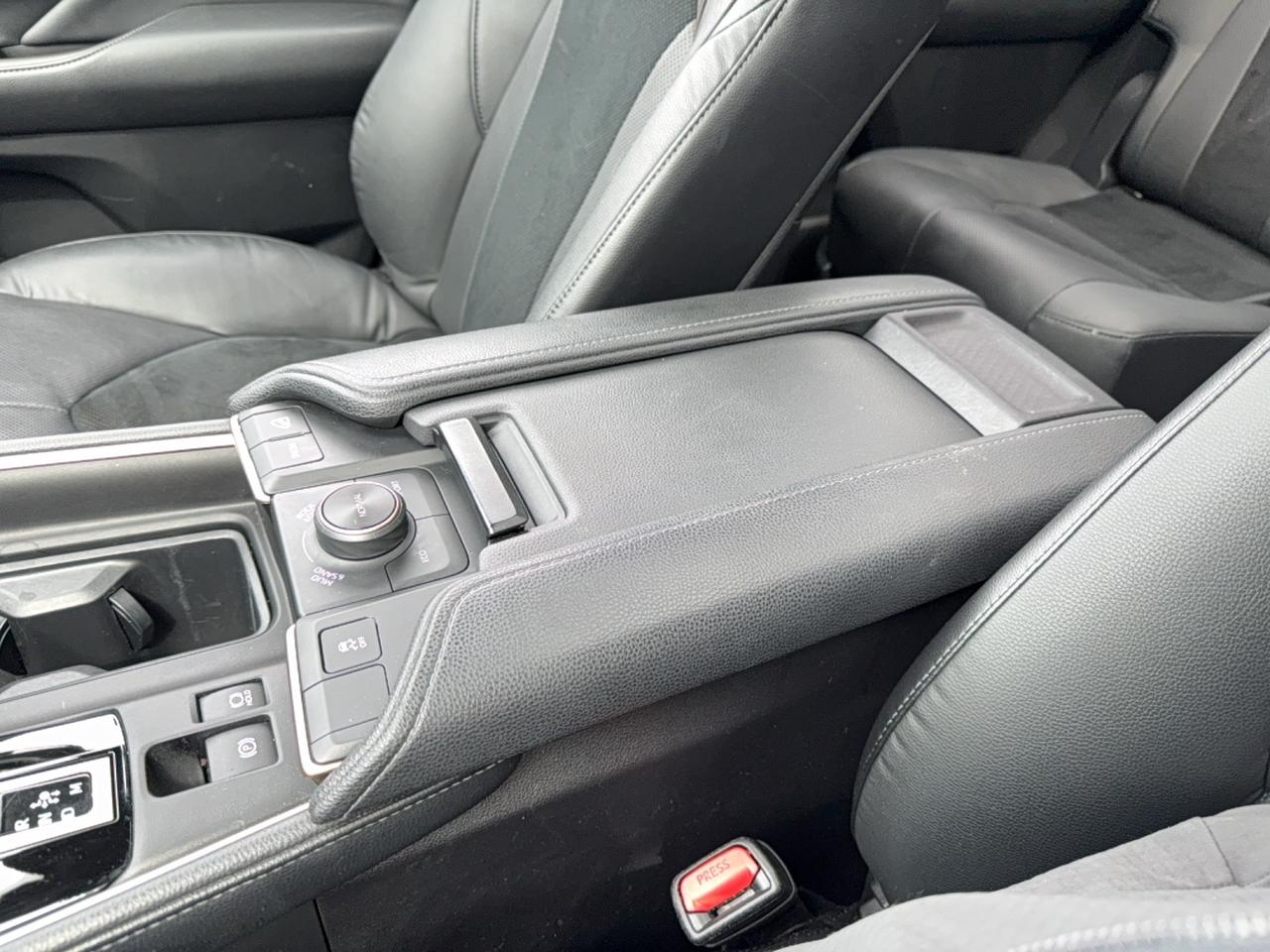 2024 Toyota Grand Highlander Platinum Hybr MAX Photo