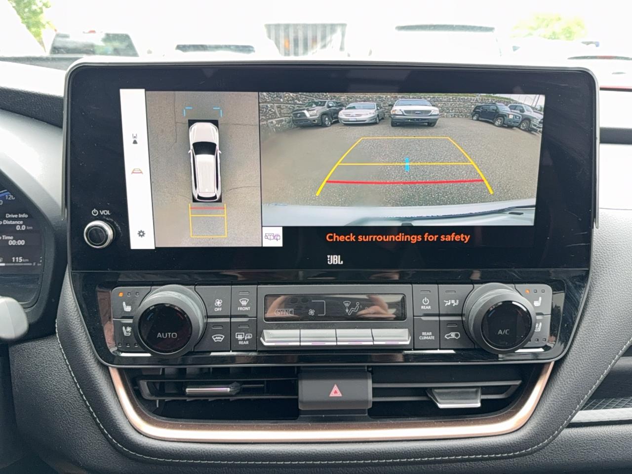 2024 Toyota Grand Highlander Platinum Hybr MAX Photo