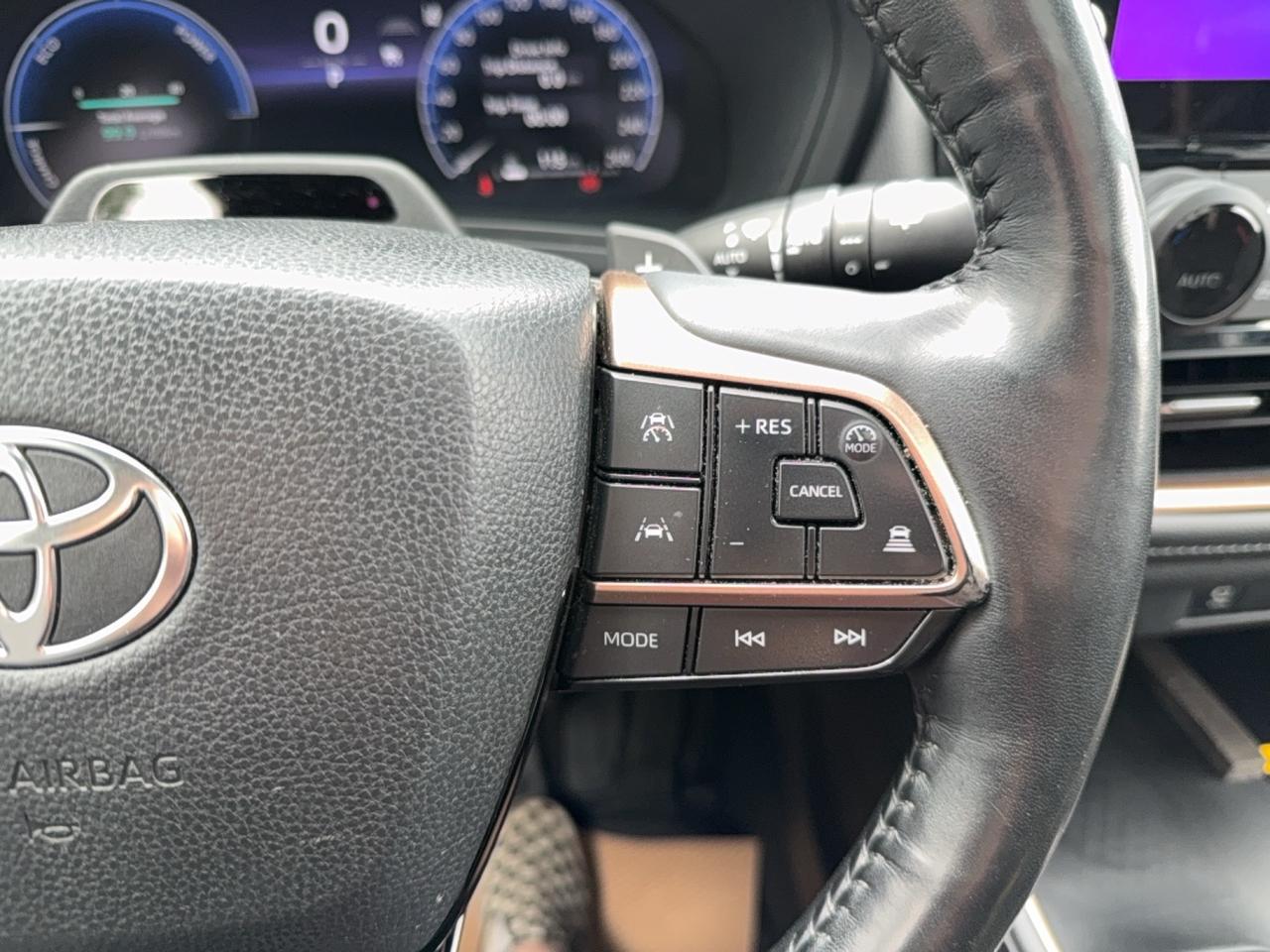 2024 Toyota Grand Highlander Platinum Hybr MAX Photo