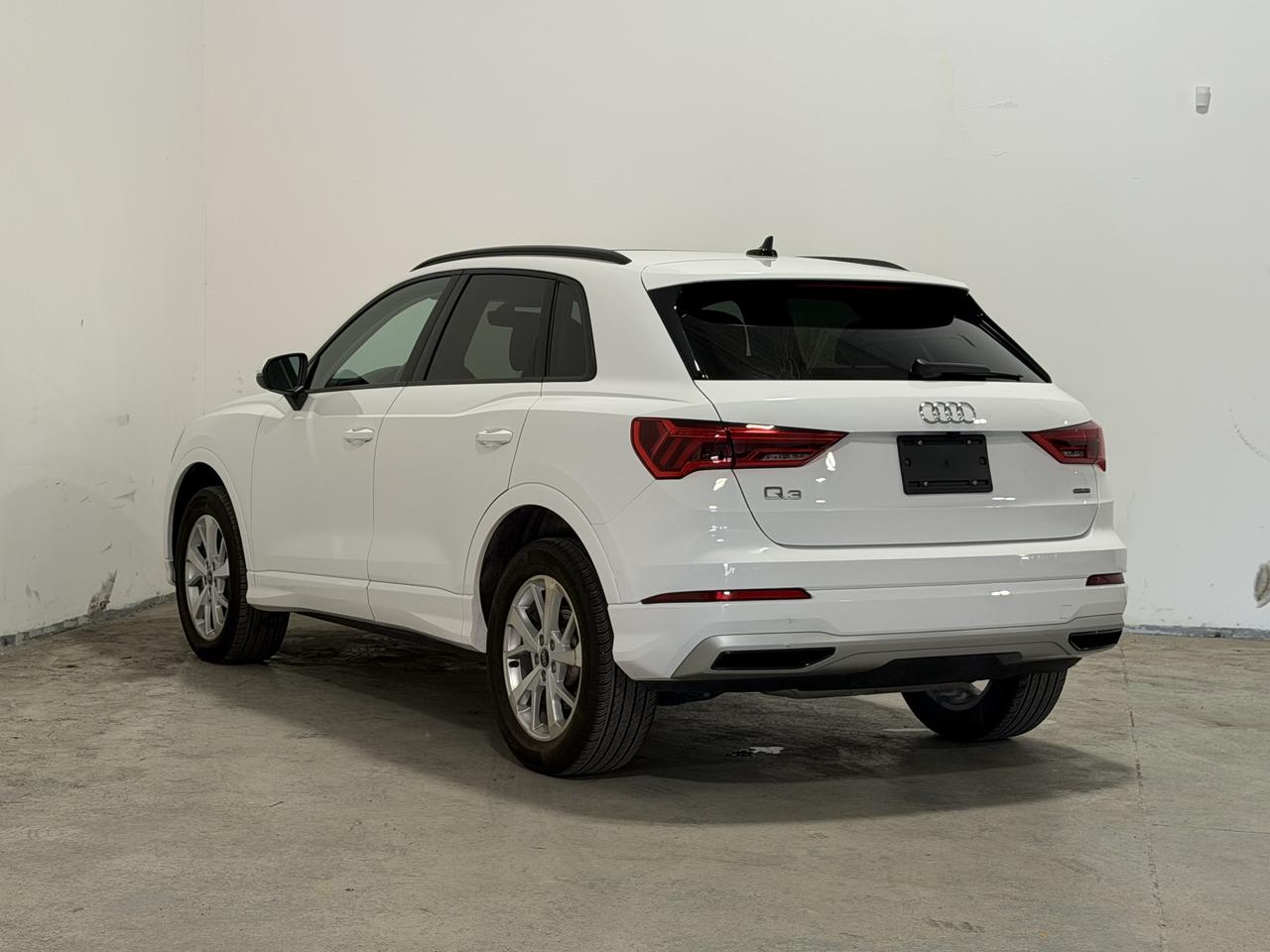 2022 Audi Q3 LEATHER | CARPLAY | ROOF | Photo