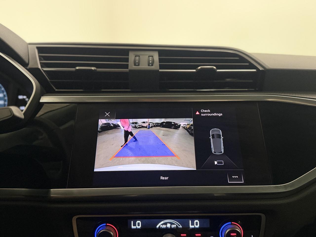 2022 Audi Q3 LEATHER | CARPLAY | ROOF | Photo